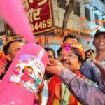 38 मौतों के बाद भी मस्ती, रंगों और हर्षोल्लास का उत्सव!! क्या जनप्रतिनिधियों की संवेदनाएं मर चुकी हैं??